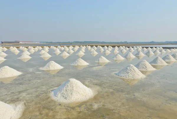 Pilas de sal marina —  Fotos de Stock