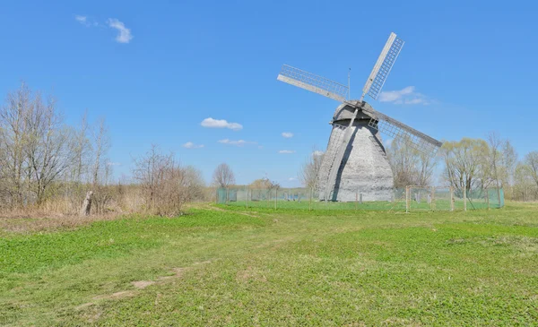 Ancient wooden windmill — Stock Photo, Image