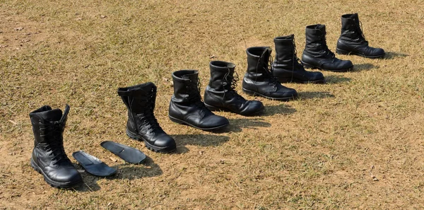 Vojenské boty — Stock fotografie