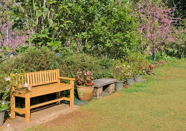 Garden scene — Stock Photo, Image