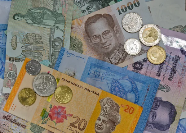 Malaysian and Thai currency — Stock Photo, Image