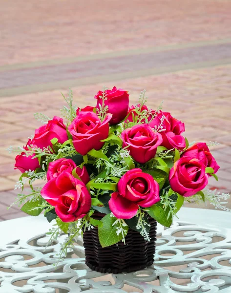 Flor de rosa artificial — Fotografia de Stock