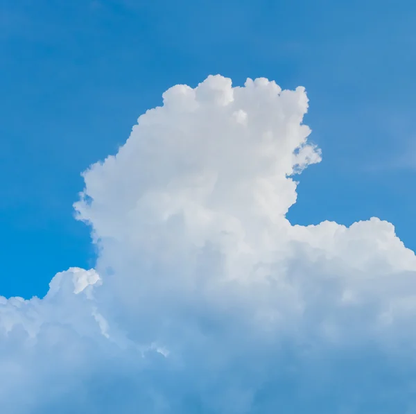 Nuvem no céu — Fotografia de Stock