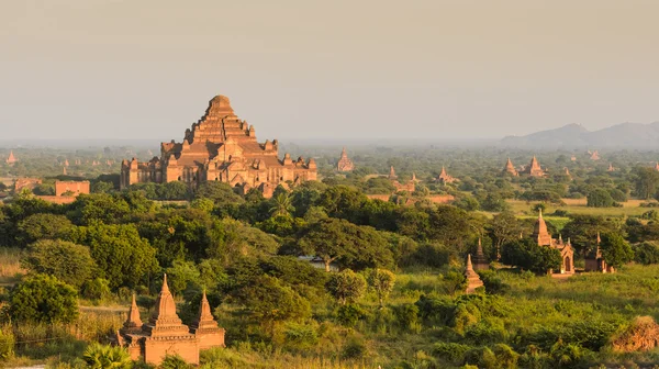 Bagan au coucher du soleil, Myanmar — Photo