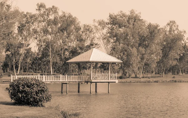 Pavilion ile Park — Stok fotoğraf