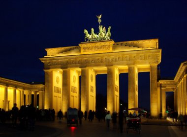 Berlin brandenburger tor nacht - berlin brandenburg kapısı 10 gece