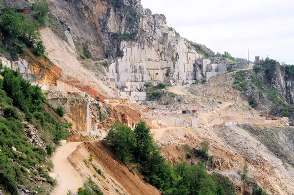 Carrara Marmor Steinbruch - Carrara poço de pedra de mármore 12 — Fotografia de Stock