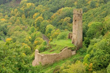 Monreal burg - monreal Kalesi 01