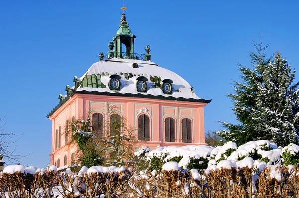 Морицбургский фазанский замок зимой — стоковое фото