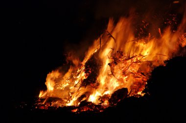 Walpurgis gece şenlik ateşi