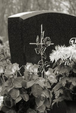 friedhofsgesteck - çiçek düzenleme mezarlığı 34