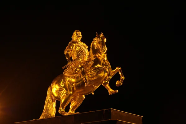 Dresden goldener reiter nacht - dresden goldener ritter 02 — Stockfoto