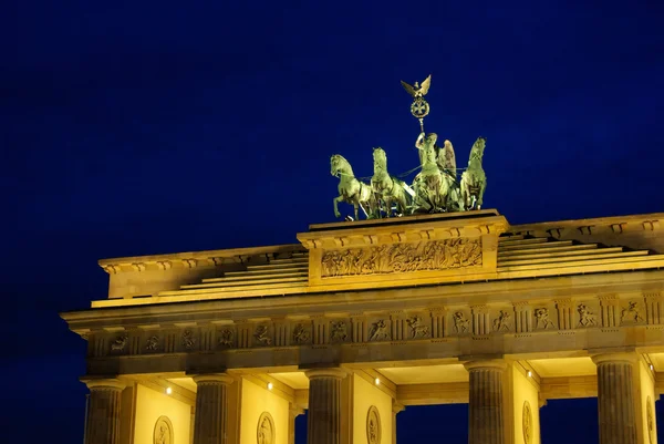 Berlin brandenburg kapısı — Stok fotoğraf