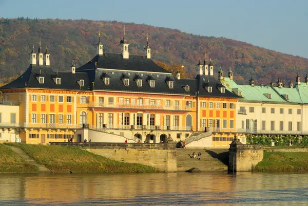 Pillnitz palace — Stock Photo, Image