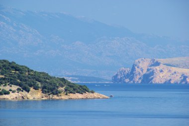 Islands from sand