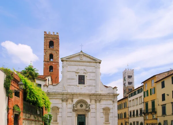 Kirche von Lucca — Stockfoto