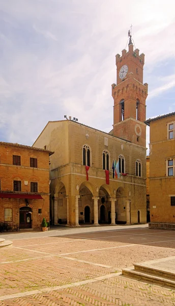 Pienza stadhuis — Stockfoto