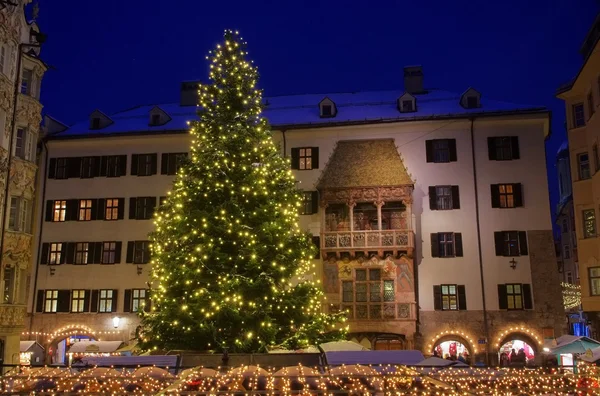 Innsbruck Noel pazarı — Stok fotoğraf