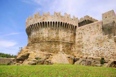 polulonia, İtalya