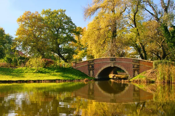 Terrenos ingleses de Woerlitz Friederikenbridge —  Fotos de Stock