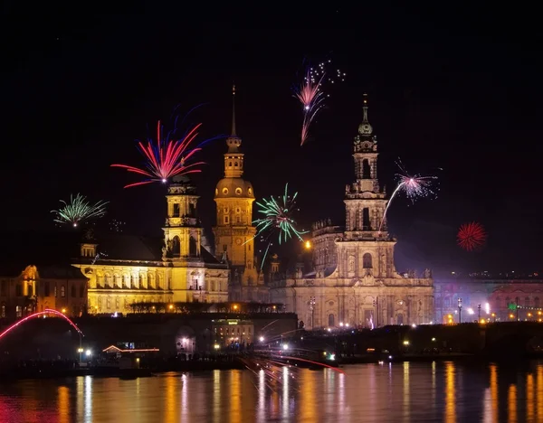 Dresden feuerwerk - dresden feuerwerk 30 — Stockfoto