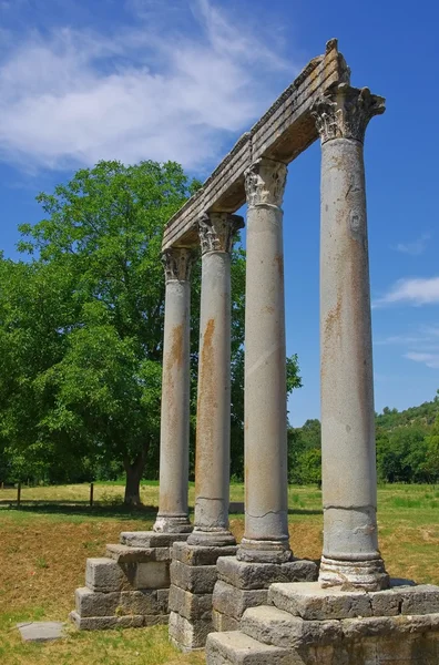 Riez roemischer Tempel - Riez templo romano 02 — Fotografia de Stock