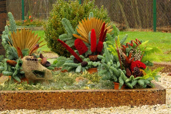 Friedhofsgesteck - floral arrangement cemetery 08 — Stock Photo, Image