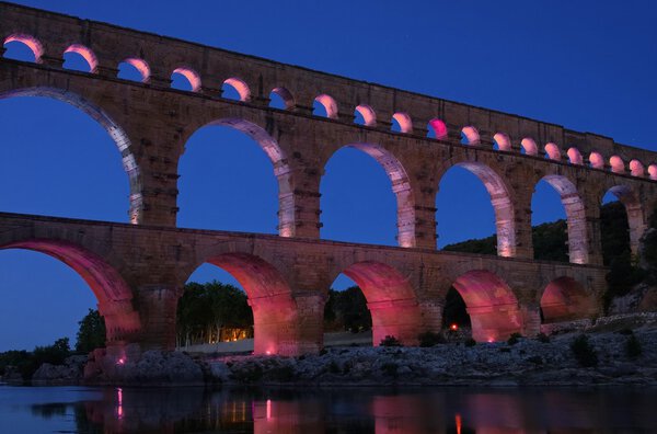 Pont du Gard night