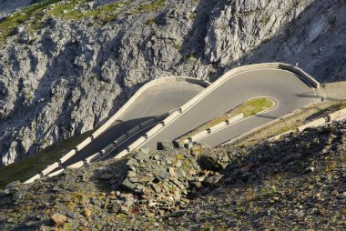 Stelvio Geçidi