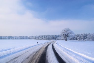 Kışın yol