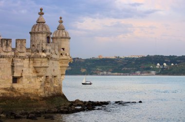 Lizbon torre de belem 02