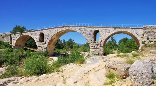 Pont Julien 15 — Stock Photo, Image