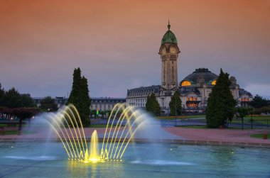 Limoges istasyonu tarafından gece