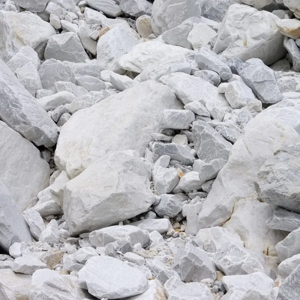 Pozzo in marmo di Carrara — Foto Stock