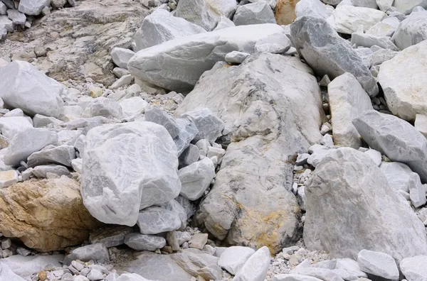 Carrara marmuru kamień kopalnia — Zdjęcie stockowe