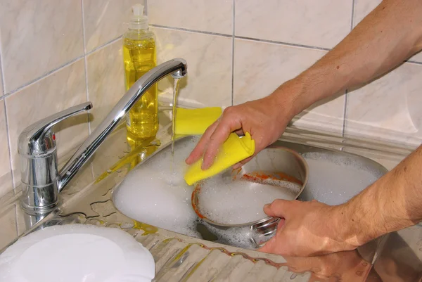 Wash the dishes — Stock Photo, Image