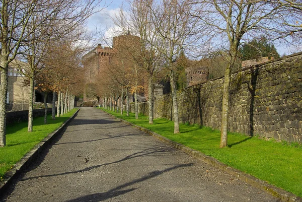 Pontgibaud zamek — Zdjęcie stockowe