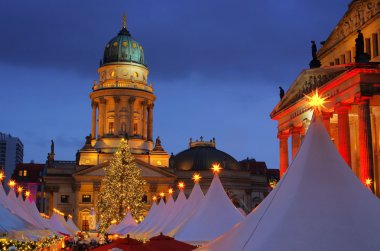 Berlin Noel Pazarı Jandarma Markı