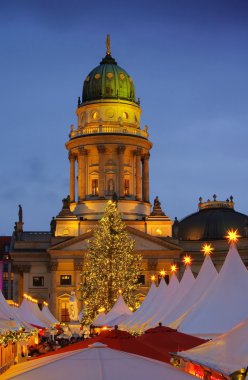 Berlin Noel Pazarı Jandarma Markı