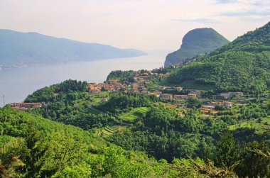 garda Gölü tremosine
