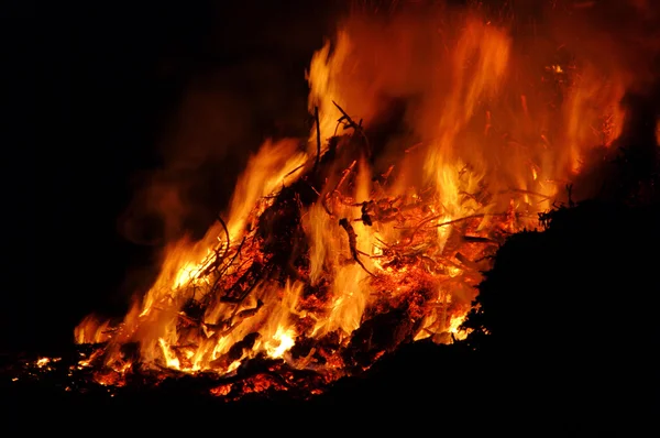 발푸르기스의 밤의 모닥불 — 스톡 사진