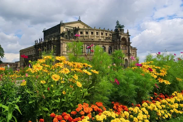 Dresden-semperoper — Stockfoto
