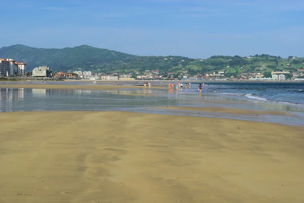 Praia urbana em Hendaye — Fotografia de Stock