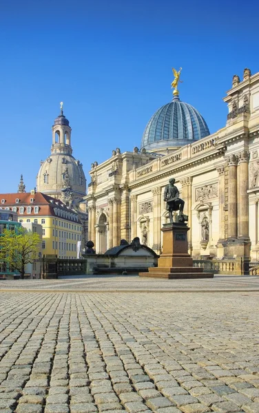 Onze-Lieve-Vrouwekerk van Dresden — Stockfoto
