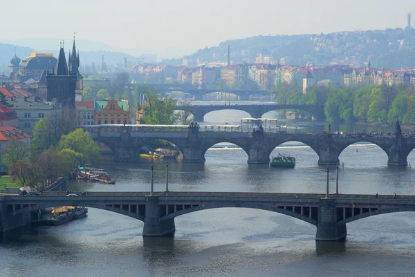 Widok z lotu ptaka mostów Praga — Zdjęcie stockowe