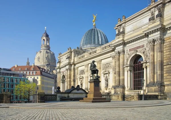 Onze-Lieve-Vrouwekerk van Dresden — Stockfoto