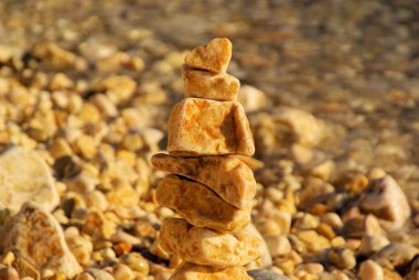 çakıl taşları kule