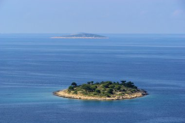 Adadan önce cinayet adası
