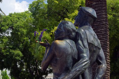 Makarska bronz heykel 