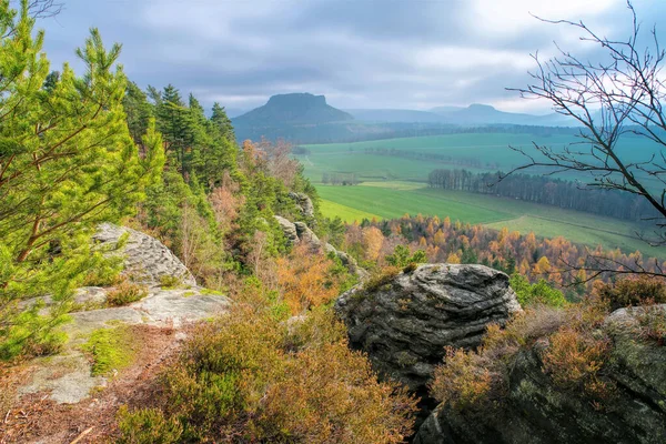 Mountain Lilienstein View Mountain Rauenstein Elbe Sandstone Mountains Germany — Foto de Stock